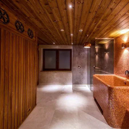 Hotel Gold 4*