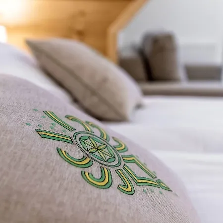 فندق غولد زاكوباني