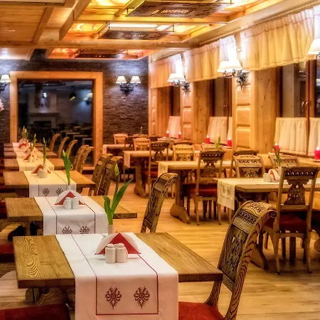 فندق غولد 4*