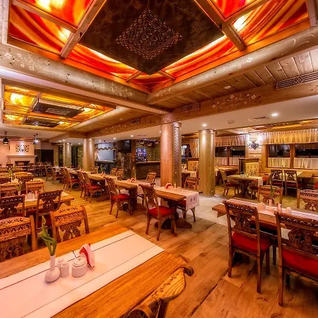 غولد 4* زاكوباني