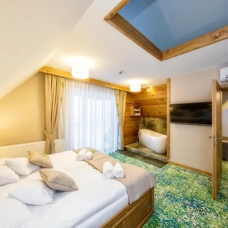 Gold Hotel 4*
