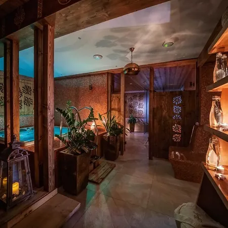 غولد فندق زاكوباني