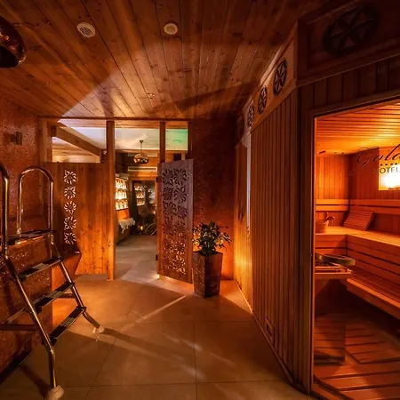 فندق غولد زاكوباني