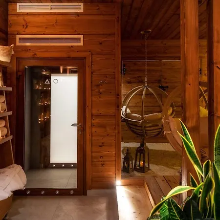 غولد فندق 4*